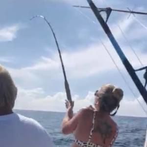 Meet your Posher, Lara